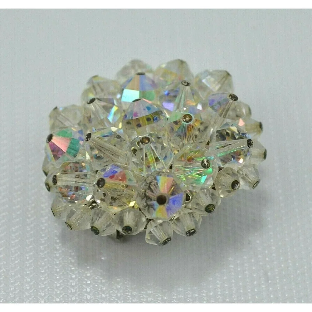 Vintage Clear Iridescent Beaded Cluster Brooch /‎ Pin 1.5
